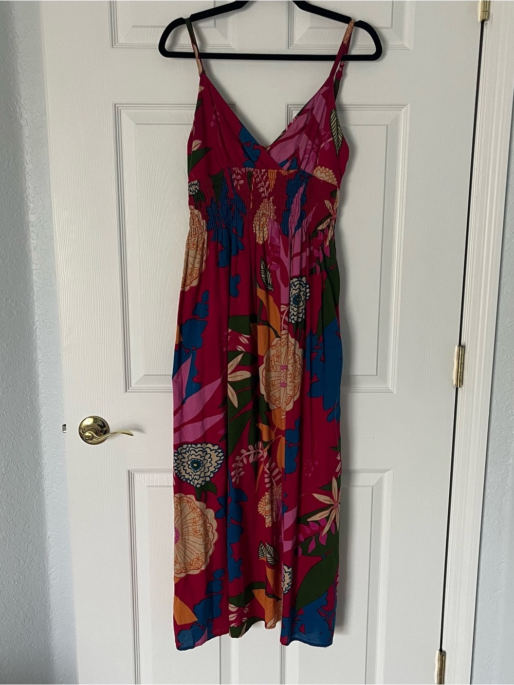 100% COTTON MAXI DRESS SMOCKED LIKE NEW